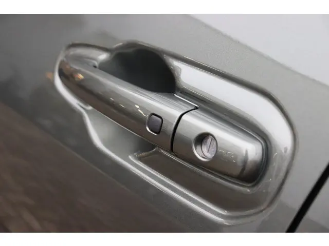 Toyota Urban Cruiser Dynamic 61 kWh, 2026 Elektrisch 28