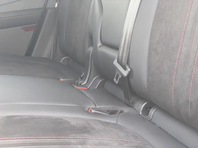 Ford Kuga 2.5 PHEV ST-Line X 2024 Hybride Benzine 19