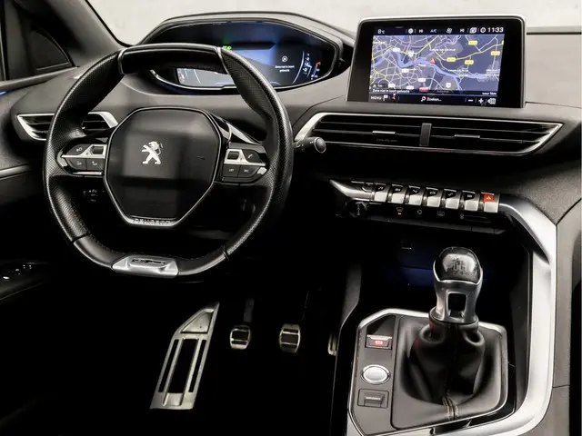 Peugeot 3008 1.2 PureTech GT Line 2018 Benzine 7