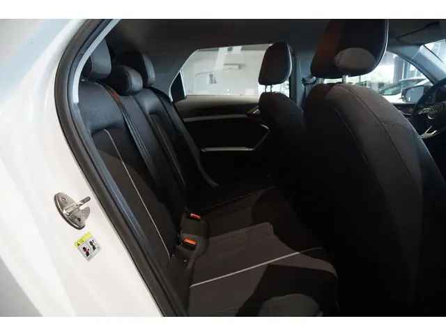 Audi A1 Sportback 30 TFSI epic 2019 Benzine 24