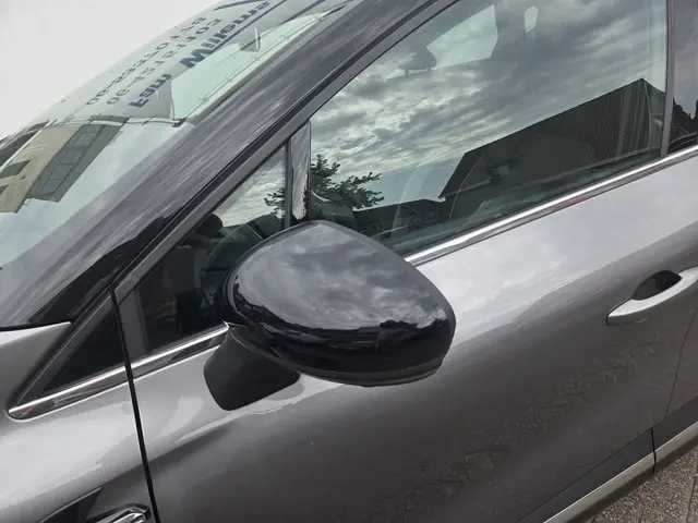 Renault Captur 1.0 TCe Intens 2021 Benzine 18