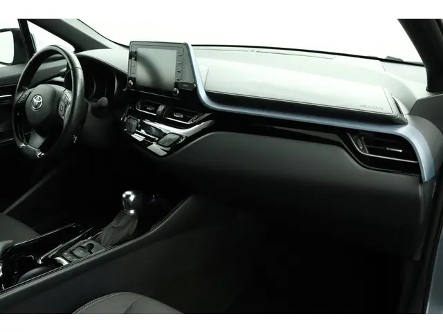 Toyota C-HR 1.8 Hybrid Executive 2022 Hybride Benzine 41