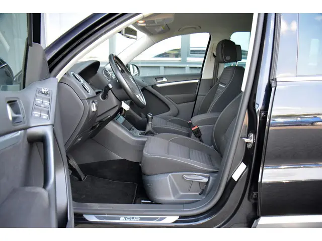Volkswagen Tiguan 1.4 TSI Sport&Style 2014 Benzine 29