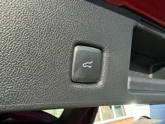 Ford Kuga 2.5 PHEV ST-Line X 2022 Hybride Benzine 56