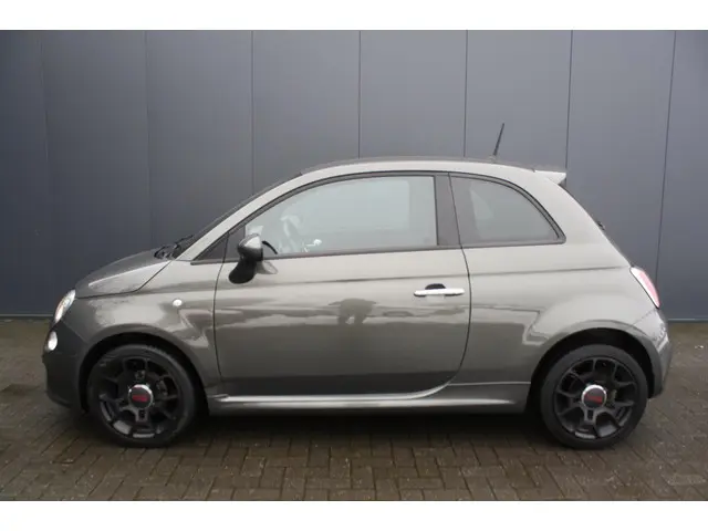 Fiat 500 1.2 Lounge SPORT - AIRCO - LM VELGEN 2013 Benzine 9