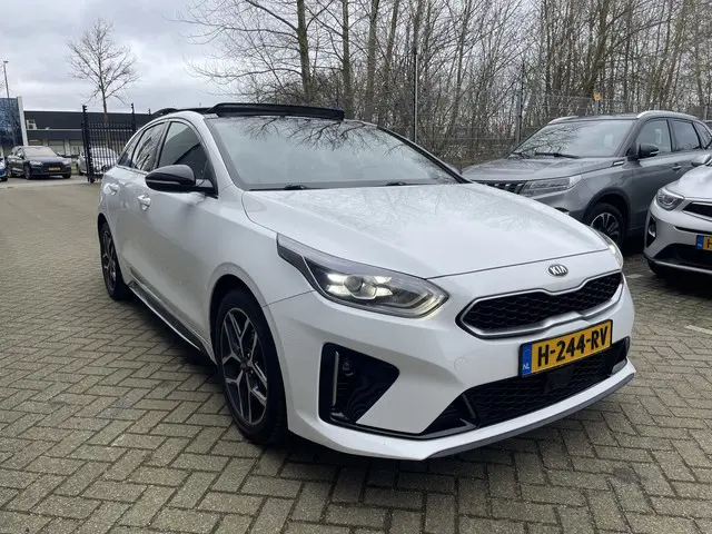 Kia ProCeed 1.4 T-GDI GT-Line Automaat 2020 Benzine 4