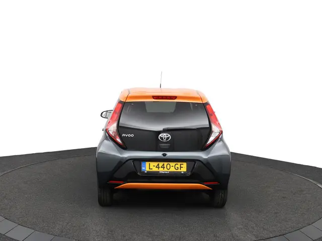 Toyota Aygo 1.0 VVT-i x-JBL 2021 Benzine 48