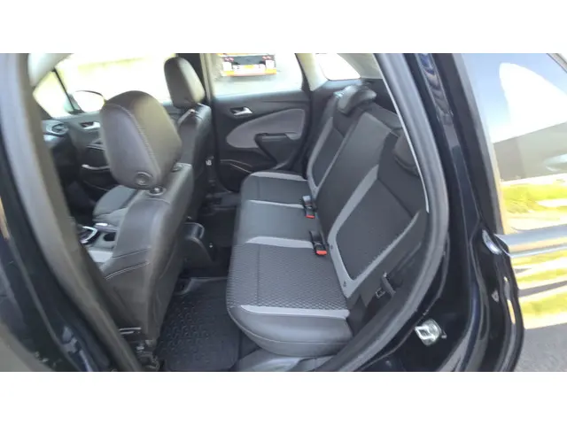 Opel Crossland X 1.2 Turbo Innovation 2017 Benzine 33