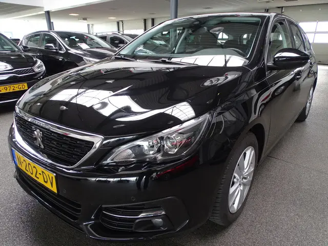 Peugeot 308 SW 1.2 PureTech Blue Active 2021 Benzine