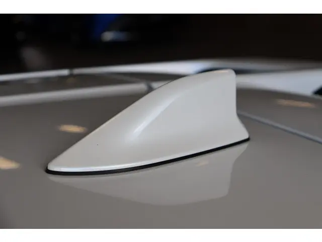 Toyota C-HR 1.8 Hybrid Dynamic, 2018 Hybride Benzine 37