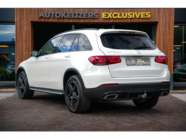Mercedes-Benz GLC 300e 4MATIC 2022 Hybride Benzine 7
