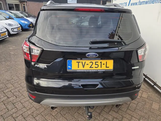 Ford Kuga 1.5 EcoB. Trend Ult. 2018 Benzine 13
