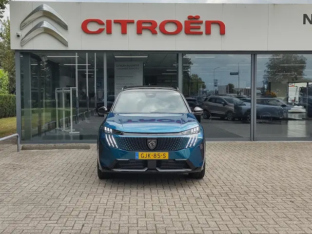 Peugeot e-5008 GT 73 kWh 2024 Elektrisch 2