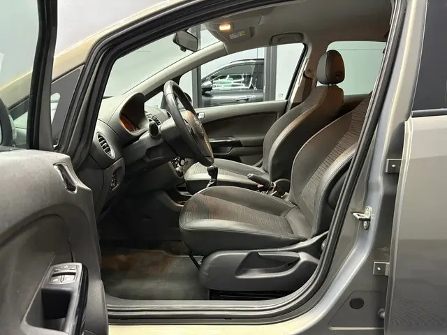Opel Corsa 1.2-16V BlitZ 2014 Benzine 5