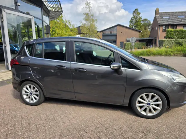 Ford B-MAX 1.0 EcoBoost Titanium 2015 Benzine 10