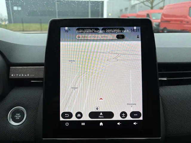 Renault Clio 1.0 TCe 90 GPF esprit Alpine 2024 Benzine 25