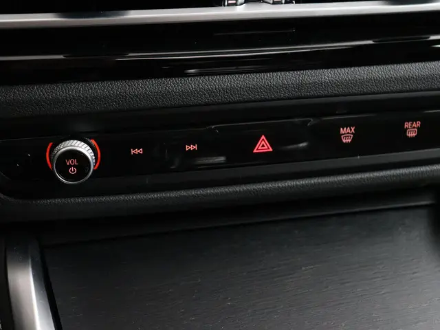 BMW i4 M50 High Executive 84 kWh 2023 Elektrisch 33