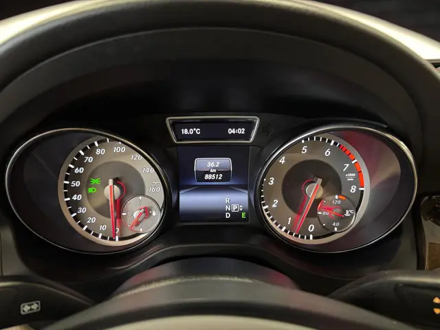 Mercedes-Benz GLA 250 2014 Benzine 28