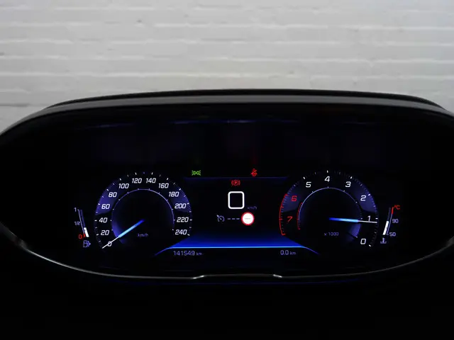 Peugeot 3008 1.2 PureTech GT Premium- 2020 Benzine 18