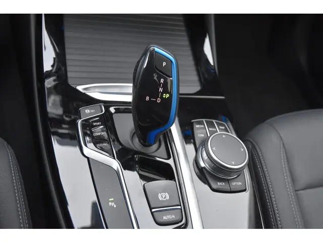 BMW iX3 Executive 80 kWh 2021 Elektrisch 18