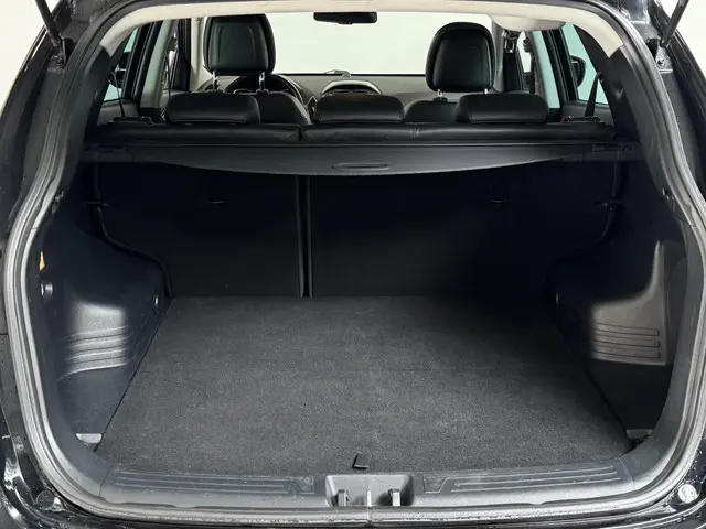 Hyundai ix35 1.6i GDI i-Vision 2015 Benzine 32