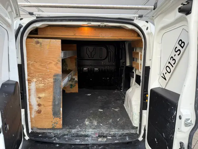 Opel Combo 1.3 CDTi L1H1 Edition 2018 Diesel 16