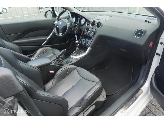Peugeot 308 CC 1.6 THP Roland Garros 2014 Benzine 7