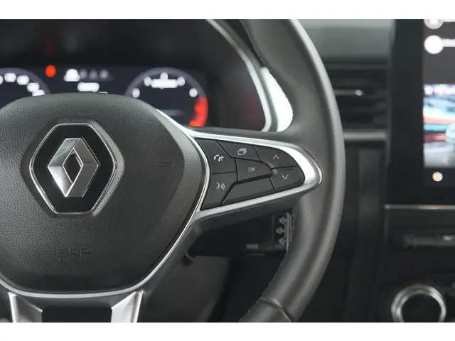 Renault Captur TCe 90 Techno 2024 Benzine 32