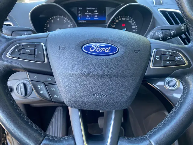 Ford C-MAX 1.0 Titanium 2016 Benzine 18