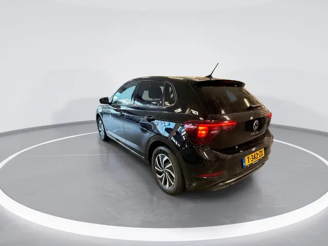 Volkswagen Polo 1.0 TSI 95pk Life Business 2023 Benzine 6