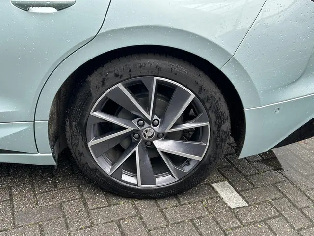 Škoda Enyaq iV 60 Sportline 2022 Elektrisch 19