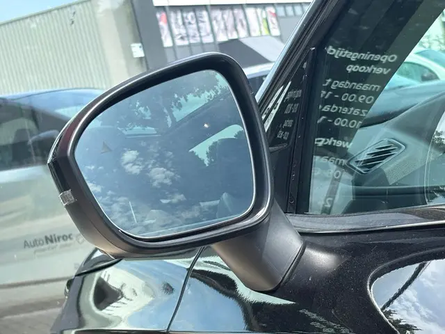 Nissan QASHQAI MHEV 140 MT N-Connecta 2025 Benzine 44