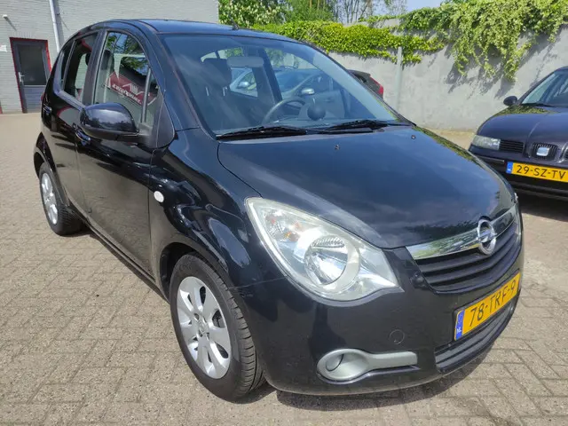 Opel Agila