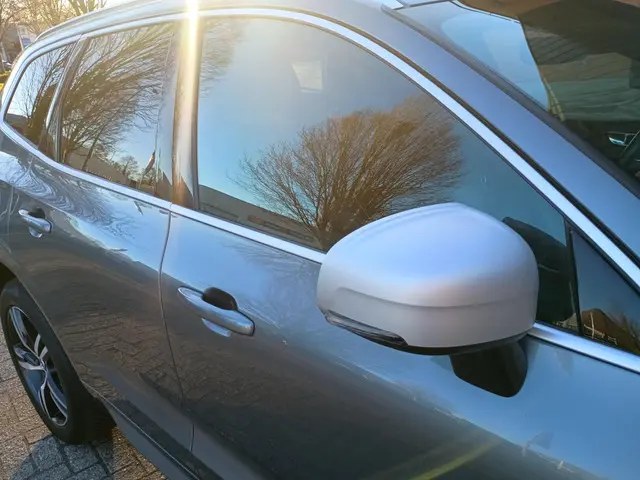 Volvo XC60 T5 AWD R-Design 2019 Benzine 23