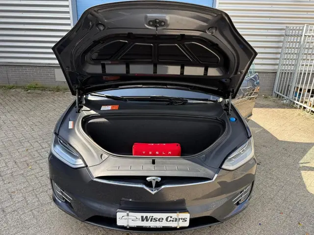Tesla Model X 90D - MCU2 Upgrade 2017 Elektrisch 13