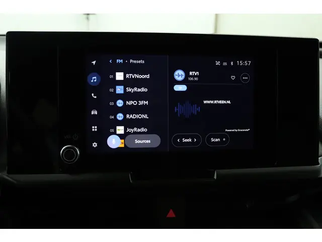Toyota C-HR 1.8 Hybrid 140 Dynamic 2024 Hybride Benzine 8