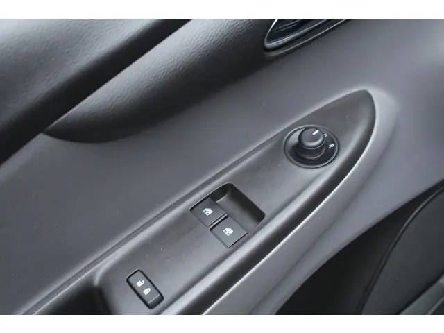 Opel KARL 1.0 ecoFLEX Innovation 2019 Benzine 9