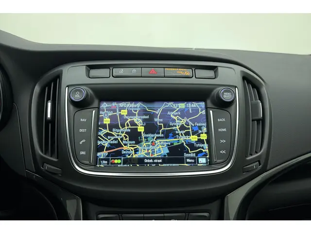 Opel Zafira 1.6 Turbo Business Executive 2017 Benzine 24