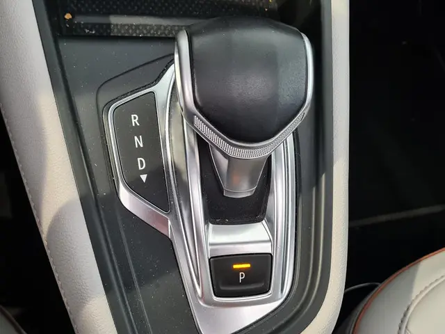 Renault Captur 1.3 TCe 130 Initiale Paris 2020 Benzine 21
