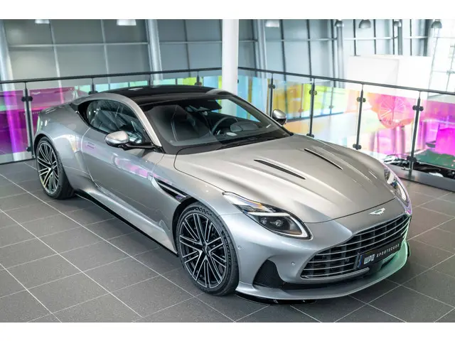 Aston Martin DB12 4.0 V8 2024 Benzine 6