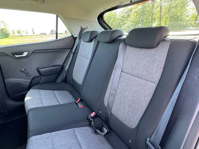Kia Stonic 1.2 MPi Navigator |Camera|Carplay|PDC 2018 Benzine 9
