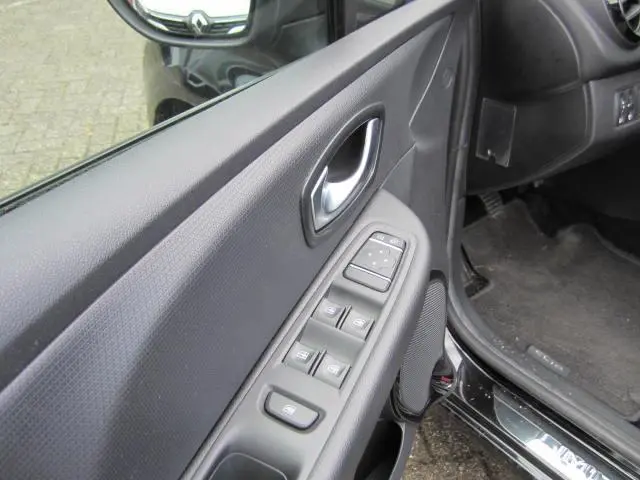 Renault Clio Estate 0.9 TCe Limited 2018 Benzine 5