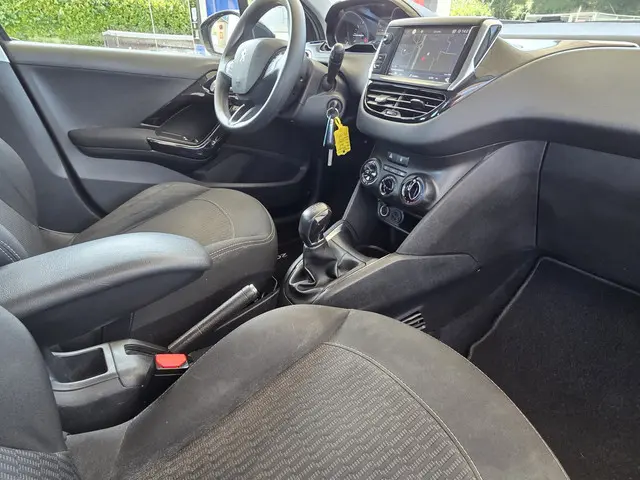 Peugeot 208 1.2 VTi NAVI/NAP/CRUISCONTROL 2017 Benzine 11