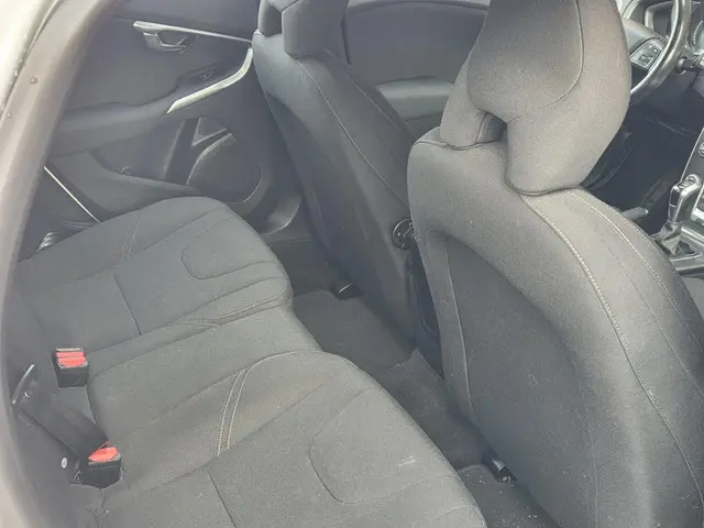 Volvo V40 1.6 D2 Kinetic Business Navigatie 2014 Diesel 11