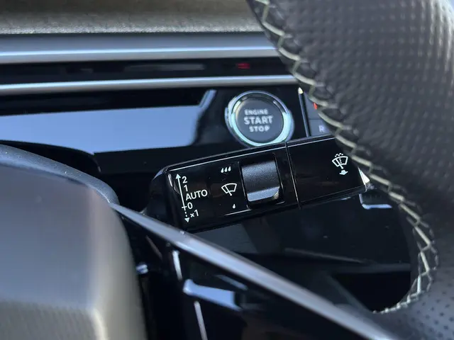 Peugeot e-3008 GT Avantage 210 73 kWh 2025 Elektrisch 44