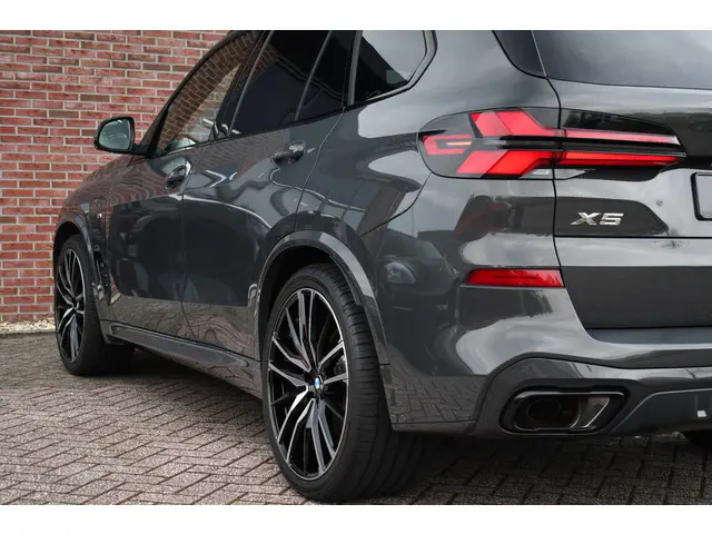 BMW X5 xDrive50e M-Sport Pro 2024 Hybride Benzine 34