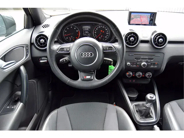 Audi A1 1.2 TFSI Pro Line S 2013 Benzine 14