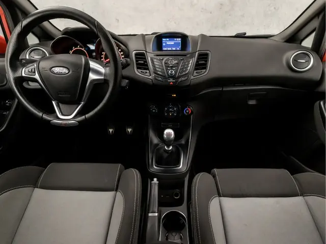 Ford Fiesta 1.6 ST1 2015 Benzine 6