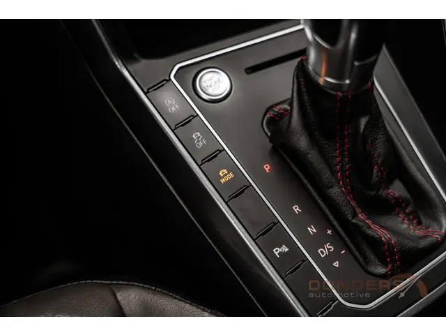 Volkswagen Polo 2.0 TSI GTI / Pano / Garantie! 2019 Benzine 26