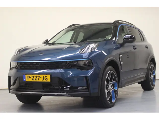 Lynk & Co 01 Plug-in Hybride 2022 Hybride Benzine 29